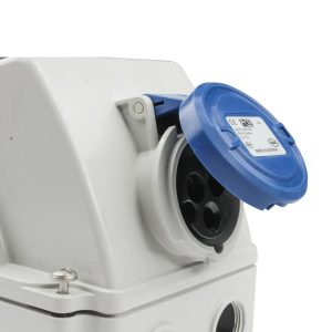 PCE 7523-6 32 Amp 3 Pole Switch Interlocked Socket IP44